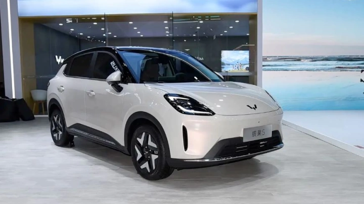 Wuling запустит Binguo S, конкурента Geely Xingyuan